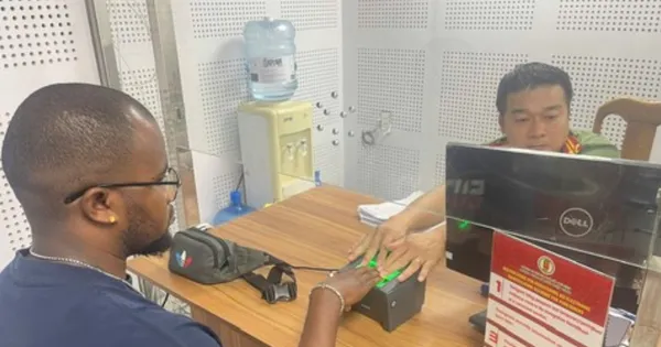 TPHCM gấp rút cấp định danh điện tử cho người nước ngoài