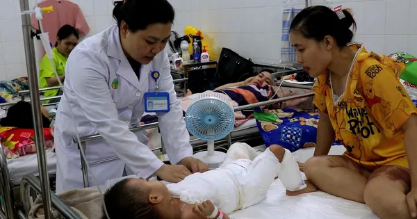 Mẹ lóc da cứu con bị bỏng nước sôi thoát chết