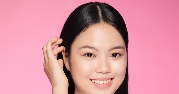 Cô gái 19 tuổi biết 2 ngoại ngữ, chơi 4 loại nhạc cụ ở Hoa hậu Việt Nam