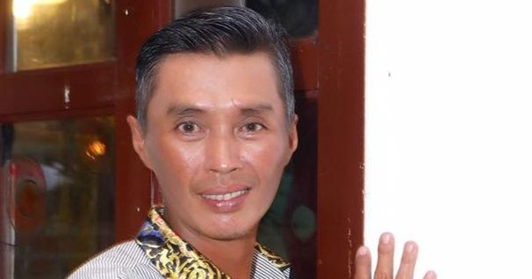 Showbiz 28/5: Bắc Hải và vợ đăng ký kết hôn sau 14 năm chung sống