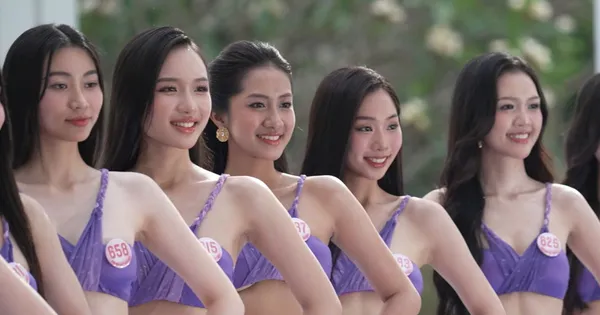 Thí sinh Hoa hậu Việt Nam khoe dáng nóng bỏng với bikini