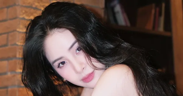 Hương Liên kết hôn