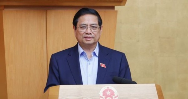 Xem xét trách nhiệm tập thể, cá nhân tại 16 bộ, cơ quan và 27 địa phương chậm phân bổ vốn đầu tư