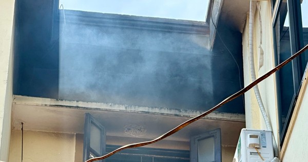 Phòng thực hành thí nghiệm trường chuyên bốc cháy, sơ tán nhiều học sinh