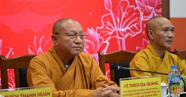 Hòa thượng Thích Gia Quang: ‘Vu lan ý nghĩa không nằm ở số bông hồng cài áo’