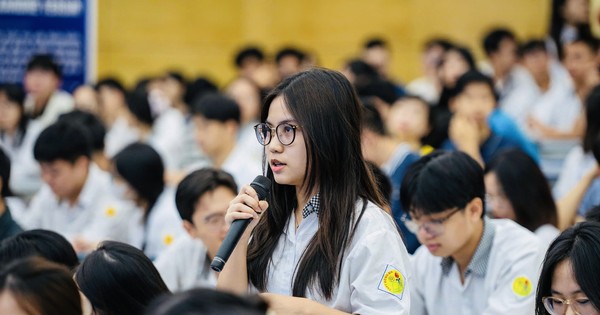 Chủ biên Chương trình Ngữ văn gợi ý học sinh cách làm bài đạt điểm cao
