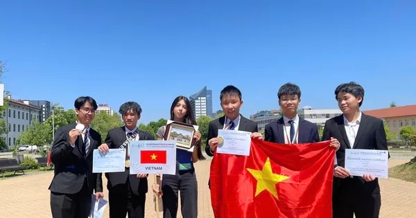 Học sinh Việt Nam giành thành tích đặc biệt tại Olympic Vật lý Châu Âu