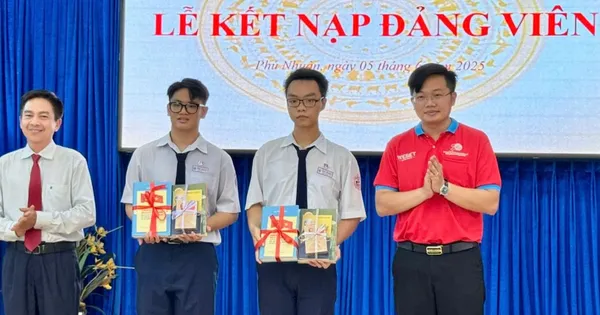 Ươm 'hạt giống đỏ' từ chiến dịch Hoa phượng đỏ