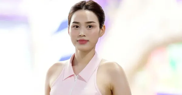 Đỗ Thị Hà khoe chân dài, thi đấu căng thẳng trên sân Giải Vô địch Pickleball Việt Nam