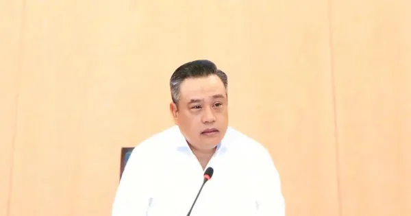 Chủ tịch Hà Nội: Quyết tâm thực hiện giảm xe máy 4 quận nội đô