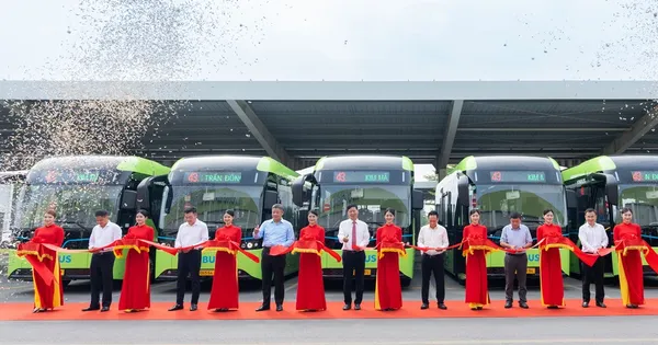 Đưa vào hoạt động xe buýt điện kết nối Đông Anh với trung tâm Hà Nội