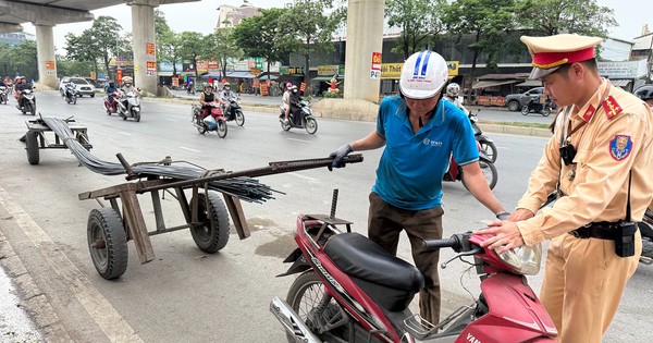 Tài xế kéo xe sắt dài 12,7m bị cảnh sát phạt, chủ cửa hàng 'than' bỏ nghề