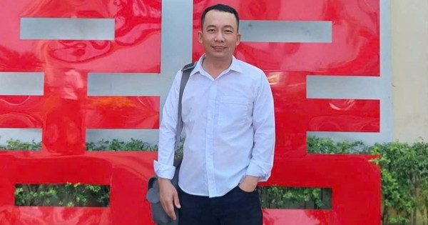 Anh thợ chụp ảnh dũng cảm cứu một phụ nữ đuối nước