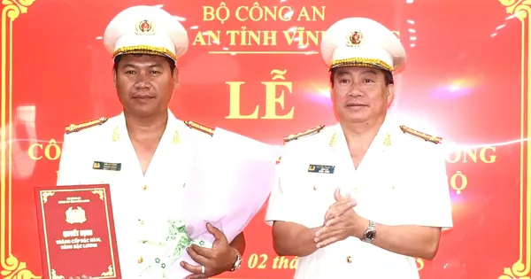 Công bố quyết định của Bộ trưởng Bộ Công an với Công an tỉnh Vĩnh Long