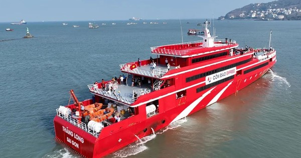Tăng chuyến tàu cao tốc và máy bay đến Côn Đảo dịp lễ 30/4