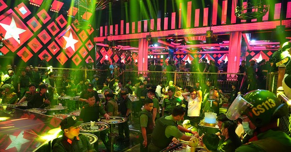 Hơn 300 cảnh sát đột kích quán bar Paris Night Club ở Bình Thuận