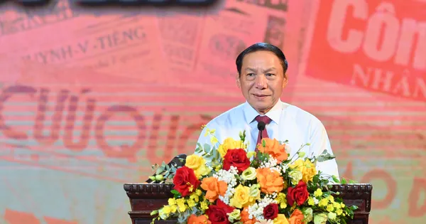 Mãi mãi tấm lòng son, ngòi bút sắc