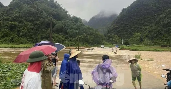 Thủ tướng: Chủ động ứng phó với mưa lớn, bảo đảm an toàn tính mạng người dân