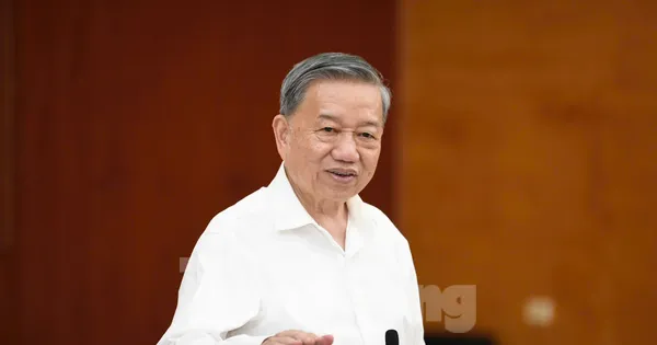 Tổng Bí thư: Công chức phường thấy dân khó khăn phải lao đến hỗ trợ