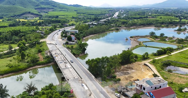 Cầu 'chống nạng gỗ' trên quốc lộ 1A qua Hà Tĩnh hiện ra sao?