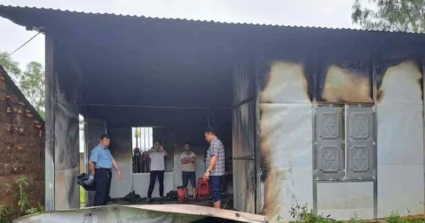 Sét đánh cháy nhà dân ở Hà Tĩnh