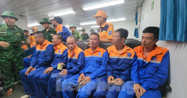 Thuyền viên tàu chở than bị chìm bàng hoàng kể 15 giờ vật lộn giữa đại dương