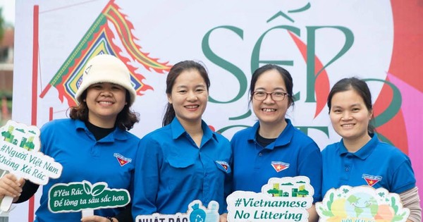 Biến phế liệu thành xe đạp, bàn học tặng học sinh khó khăn