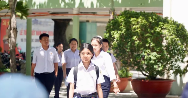 Điểm chuẩn vào lớp 10 ở Khánh Hòa cao nhất 44 điểm
