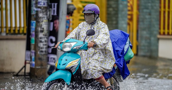 Tháng 6, TPHCM và Nam bộ mưa dông gia tăng