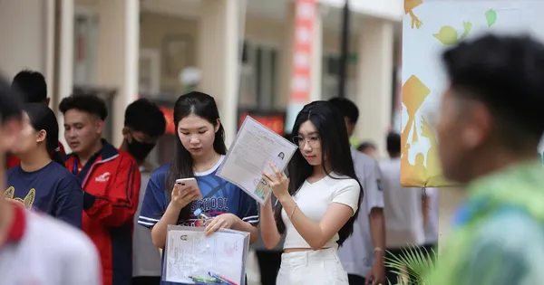 Bộ GD&ĐT họp báo thông tin nóng về kỳ thi tốt nghiệp