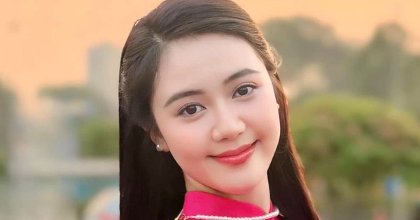 Cô gái miền Tây có gương mặt như trăng rằm ở Hoa hậu Việt Nam