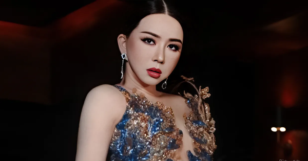 Nữ tỷ phú mất chức CEO Hoa hậu Hoàn vũ