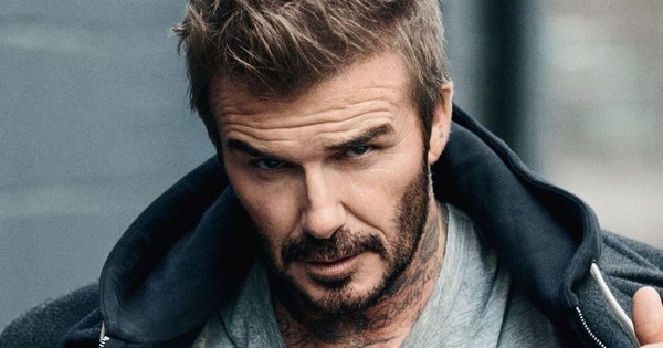 Vì sao David Beckham vẫn giữ được sự lôi cuốn ở tuổi 50?