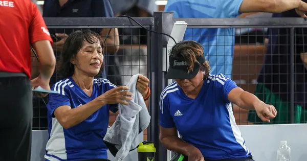 Những chia sẻ đầy thú vị của hai nữ vận động viên lớn tuổi nhất Giải Pickleball Việt Nam - Cúp Hyundai Thành Công 2025