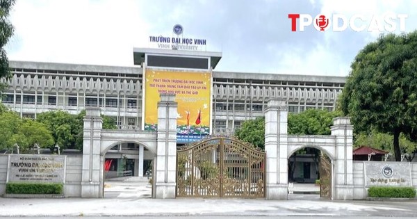 NÓNG 27/5: Xôn xao thông tin thầy giáo sàm sỡ nữ sinh viên tại trường đại học