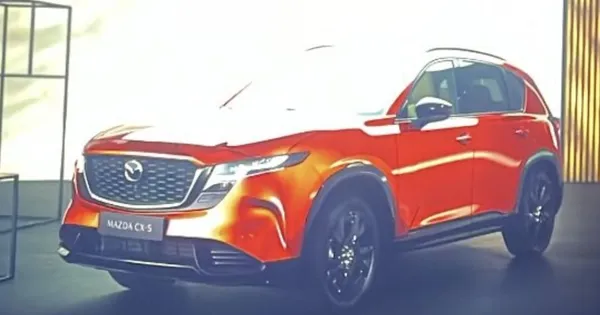 Mazda CX-5 thế hệ mới lần đầu lộ thiết kế ngoại thất