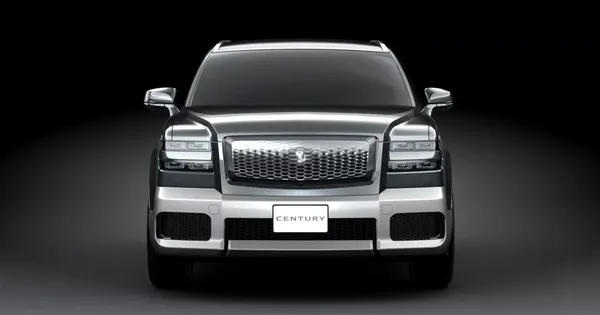 SUV siêu sang của Toyota tăng giá