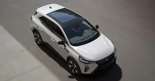 Mitsubishi Grandis được hồi sinh dưới dạng xe hybrid