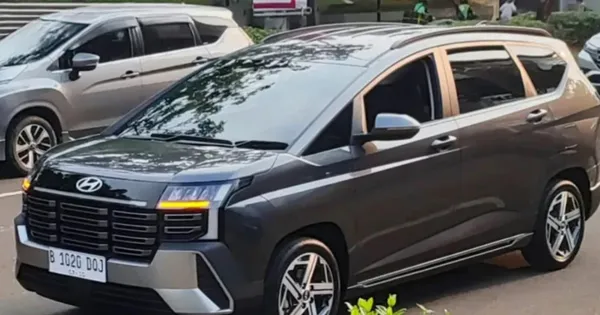 Hyundai Stargazer ‘lột xác’ với thiết kế mới