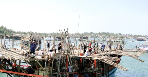Vẫn dọc ngang từng mét nước chủ quyền - Bài 3: Chuyện hành trình về Tri Tôn