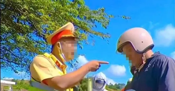 Một cán bộ cảnh sát giao thông Đắk Lắk nói người dân ‘mồm thối’