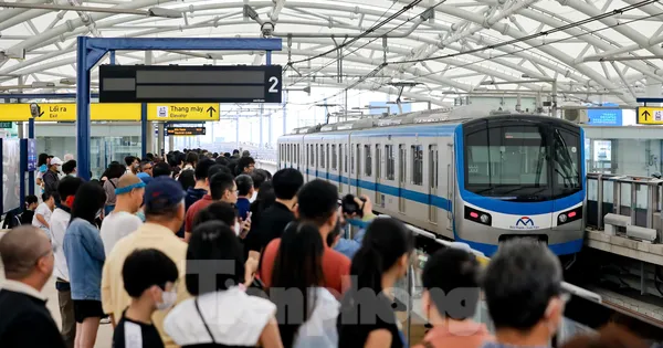 Miễn phí đi metro TPHCM đến hết năm 2025 cho những ai?