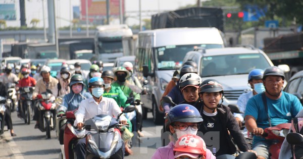 Chiều tối nay, nhiều nơi ở TPHCM có mưa dông