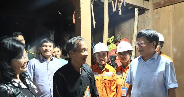 Có điện lưới quốc gia - điều kiện quan trọng để người Mông phát triển kinh tế hộ gia đình
