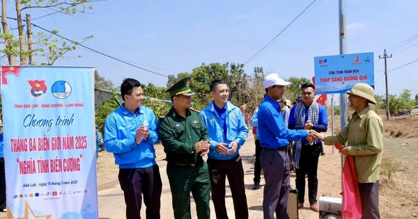 Đội hình “Bình dân học vụ số” ở Lâm Đồng giúp 9.700 người dân tiếp cận kỹ năng số