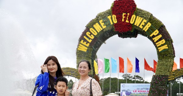 Vườn hoa, nhà hàng Thuỷ Tạ ở Đà Lạt sắp lên sàn đấu giá