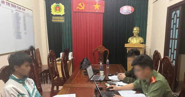 Xử lý thí sinh dùng thiết bị công nghệ cao làm lọt đề Ngữ Văn