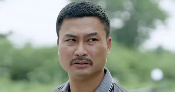 Duy Hưng rời đoàn làm phim