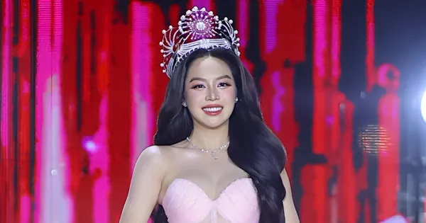 Điều chưa tiết lộ về màn chuyển giao vương miện giữa Thanh Thủy và Trúc Linh