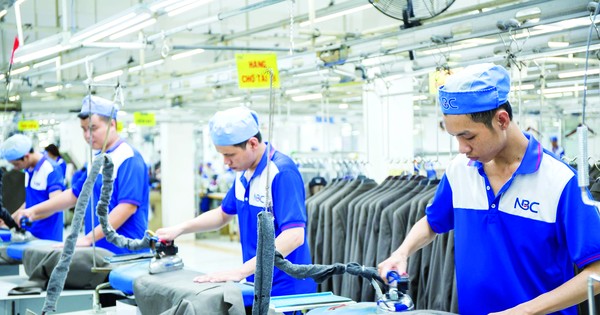 Tăng trưởng 2 con số, cách nào?
